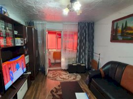 Vanzare apartament 2 camere, decomandat, mobilat si utilat, zona Baraolt