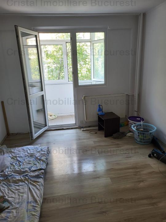 Apartament 2 Camere, decomandat, metrou 1 Decembrie