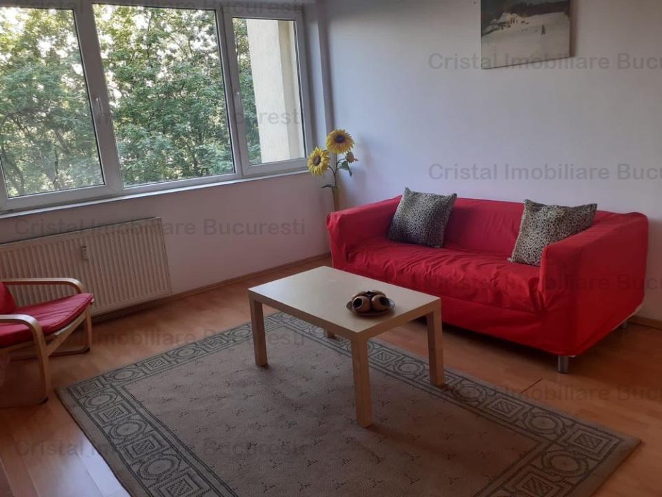 Apartament 3 camere, Zona Dimitrie Cantemir. 