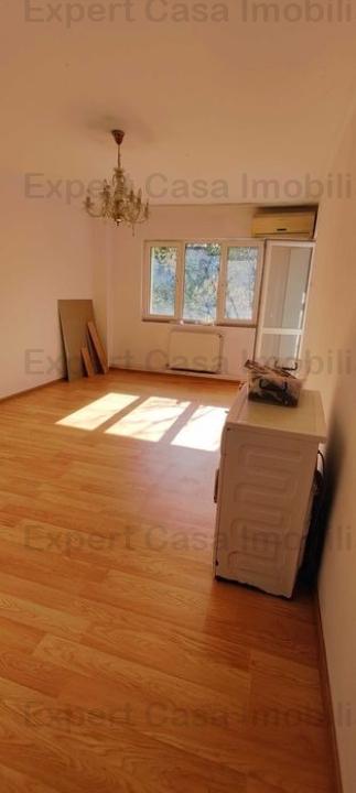 Apartment cu 4 camere Podu Ros