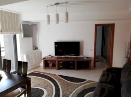 Apartament cu 3 camere, in zona Decebal