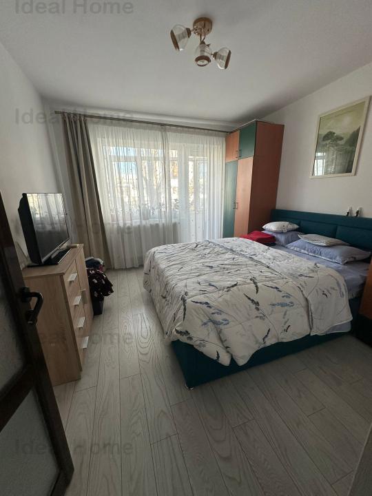 Apartament Central Podu Ros 3 camere 