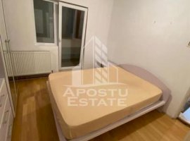 Apartament cu 3 camere 2 bai in zona Lipovei