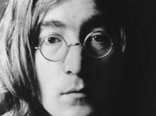 Insula lui John Lennon, scoasa la vanzare pentru 300.000 de euro