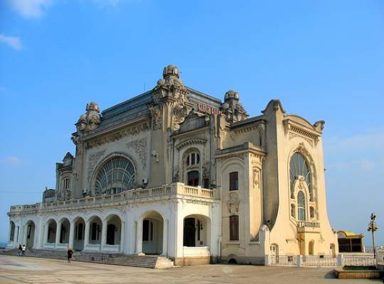 Cazinoul din Constanta ar putea fi reabilitat cu bani guvernamentali