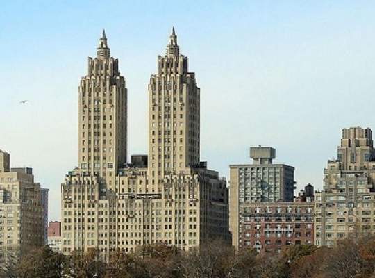 Bruce Willis isi vinde apartamentul din Central Park