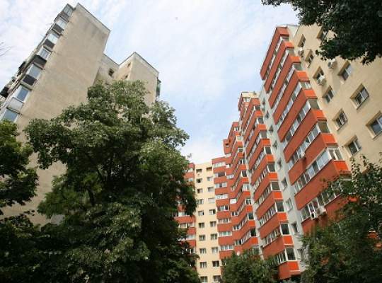 Cum poţi economisi banii după ce îţi cumperi apartament